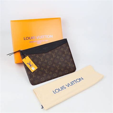 louis vuitton key pouch nederland|Louis Vuitton key pouch bloomingdale's.